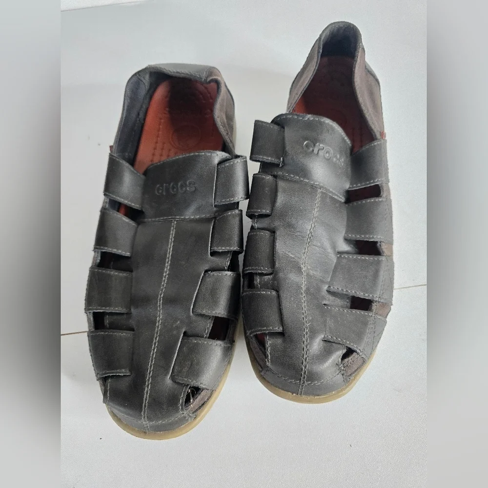 Crocs Santa Cruz Fisherman Sandals